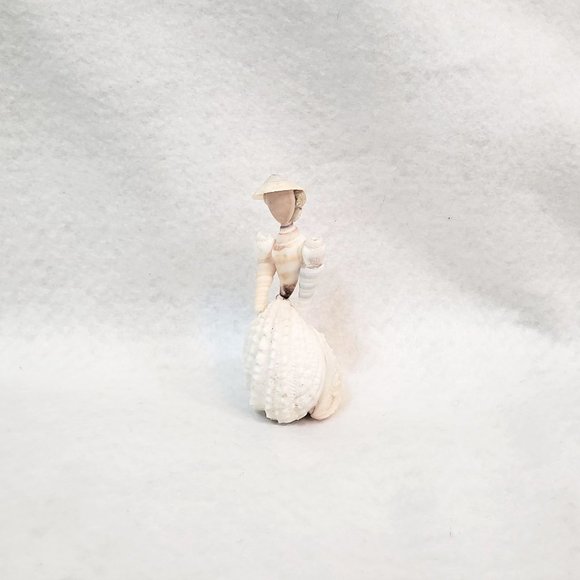 Mini Shell Lady - Shellbelina - Picture 2 of 5